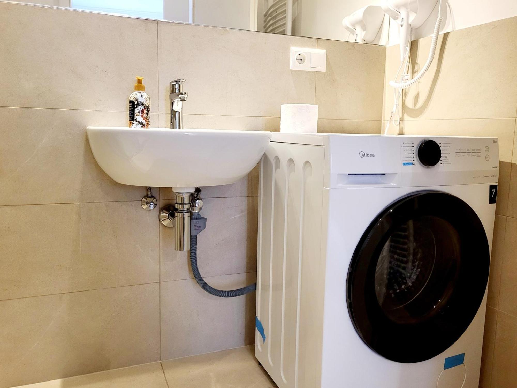 Neulerchenfelder City Apartment เวียนนา ภายนอก รูปภาพ